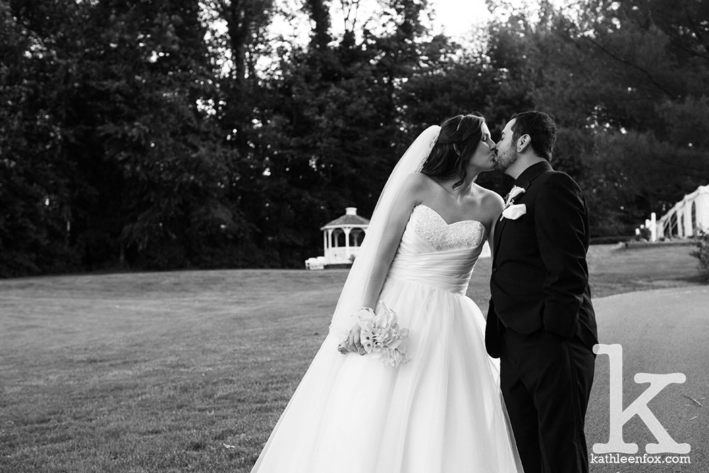 Knoll Country Club Nj Wedding Photographer Jessica Michael